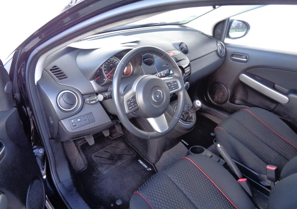 Mazda 2 cena 13900 przebieg: 152000, rok produkcji 2011 z Namysłów małe 172